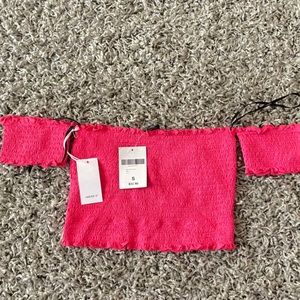 pink off the shoulder crop top